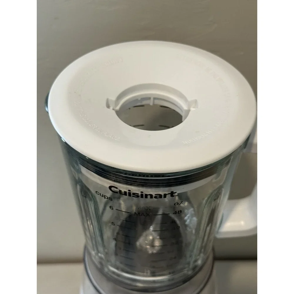 Cuisinart Hurricane Blender BL-200 48oz Glass Jar 800W White Countertop Mixer